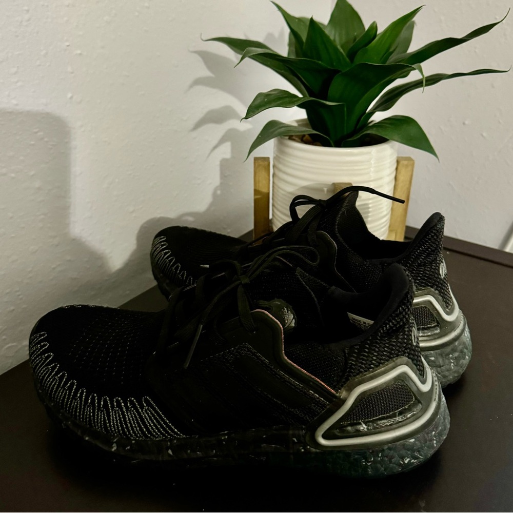 Adidas black - Picture 5 of 7